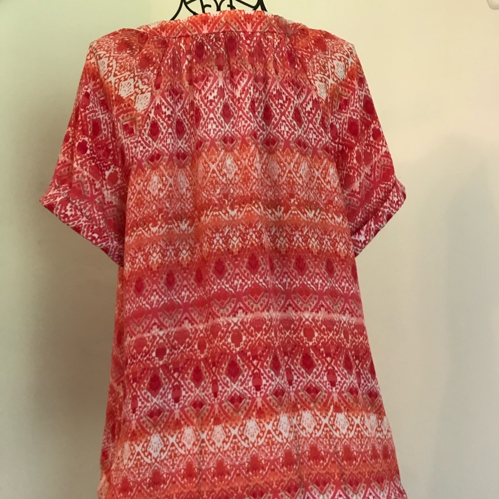 Beautiful Pinks & Reds Patterned Top - Picture 6 of 6